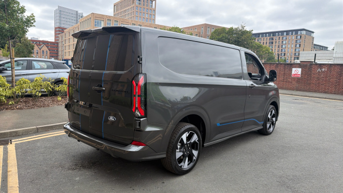 Ford Transit Custom 320 L1 Diesel Awd 2.0 EcoBlue 170ps H1 Van Sport Auto - Image 10